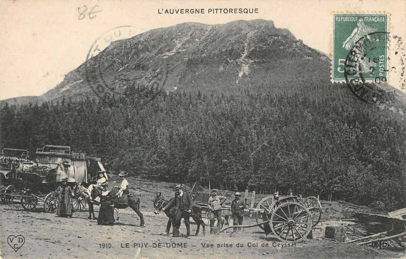 Carte postale ancienne Col De Ceyssat Vue Prise Au Col De Ceyssat à Ceyssat