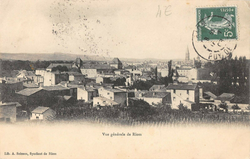 Carte postale ancienne Vue Generale De Riom à Riom