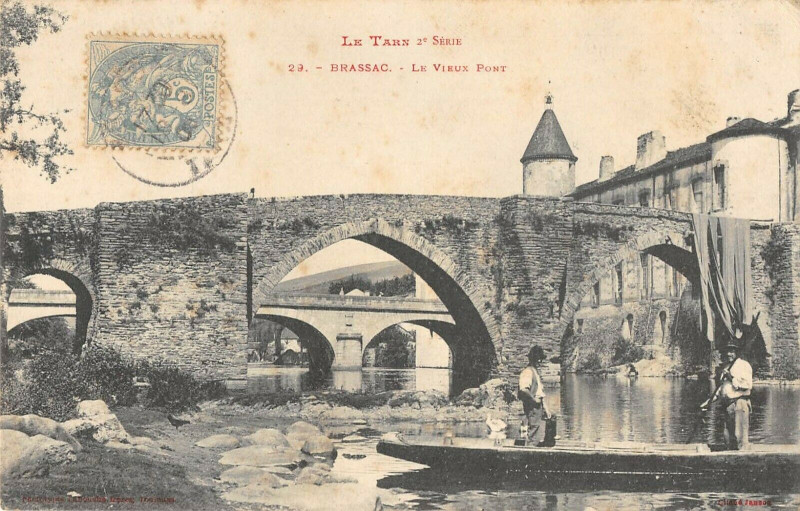 Carte postale ancienne Brassac Le Vieux Pont à Brassac