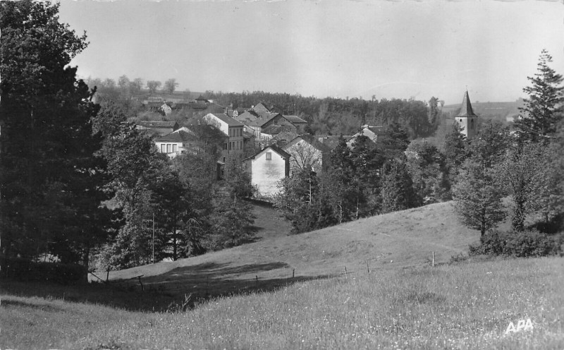 Carte postale ancienne Moulares Vue Generale De Moulares à Moularès