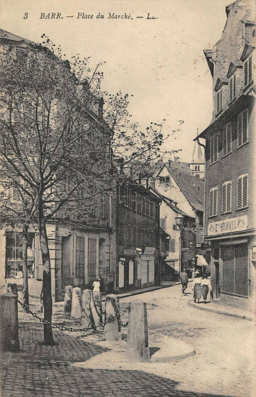 Carte postale ancienne Barr Place Du Marche à Barr