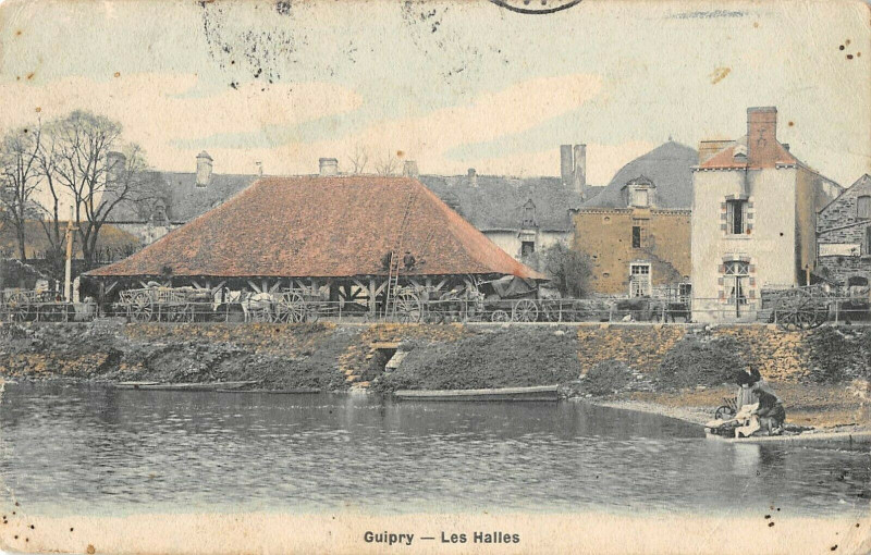 Carte postale ancienne Guipry Les Halles (cliché pas courant