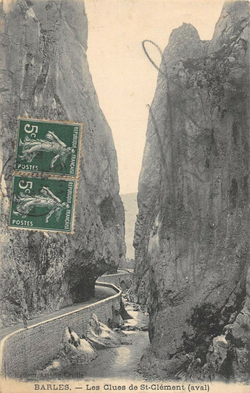 Carte postale ancienne Barles Les Clues De Saint-Clement Aval à Barles
