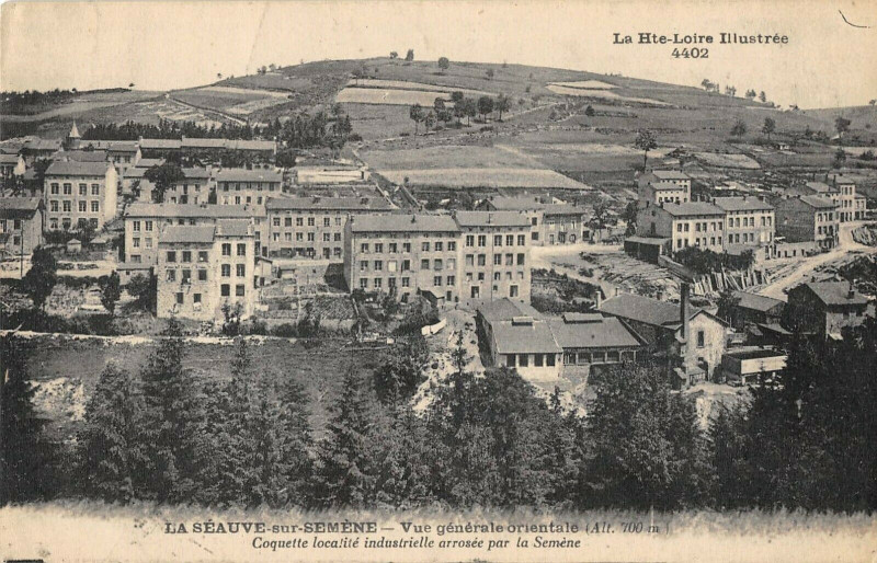 Carte postale ancienne La Seauve Sur Semene Vue Generale Orientale