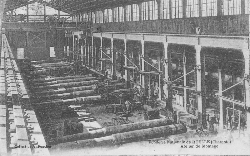 Carte postale ancienne Fonderie Nationale De Ruelle Atelier De Montage