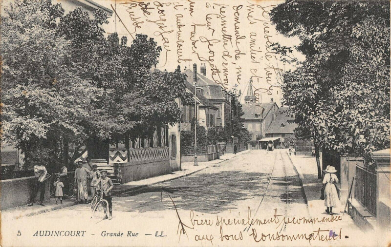 Carte postale ancienne Audincourt Grande Rue (cliché pas courant à Audincourt