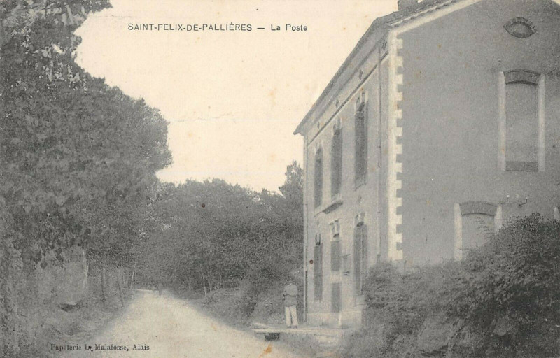 Carte postale ancienne Saint Felix De Pallieres La Poste