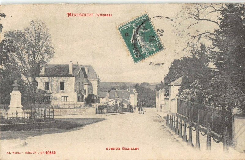 Carte postale ancienne Mirecourt Avenue Graillet à Mirecourt