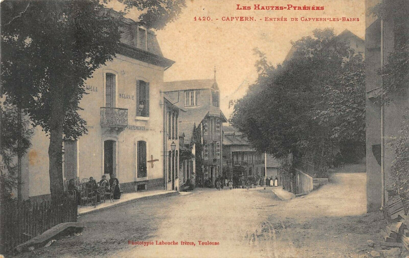 Carte postale ancienne Capvern Entree De Capvern Les Bains à Capvern