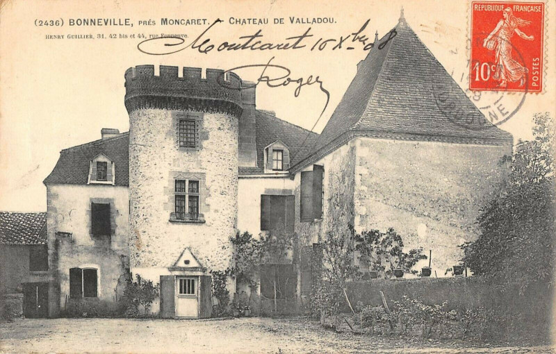 Carte postale ancienne Bonneville Pres Moncaret Chateau De Valladou