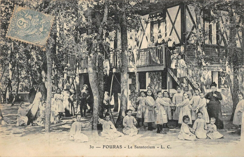 Carte postale ancienne Fouras Le Sanatorium à Fouras