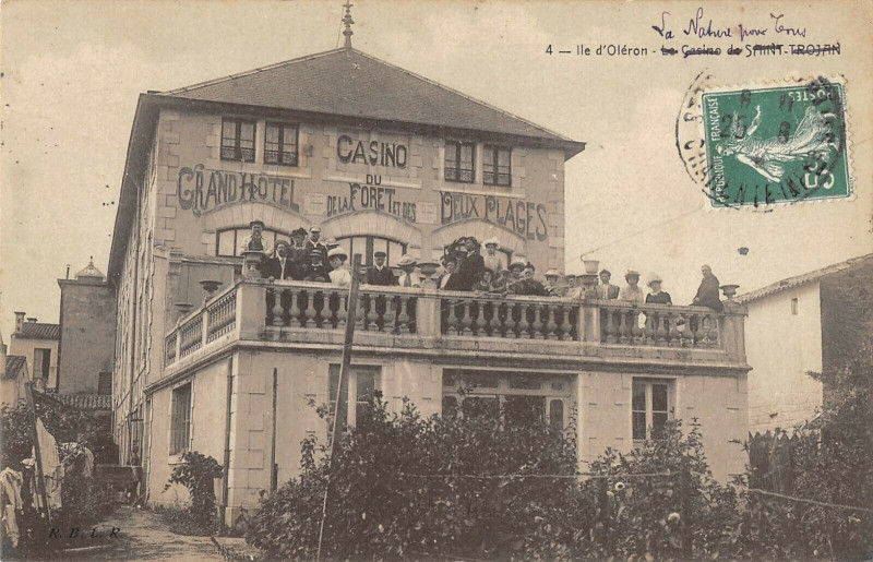 Carte postale ancienne Ile D'Oleron Saint Trojan Le Casino