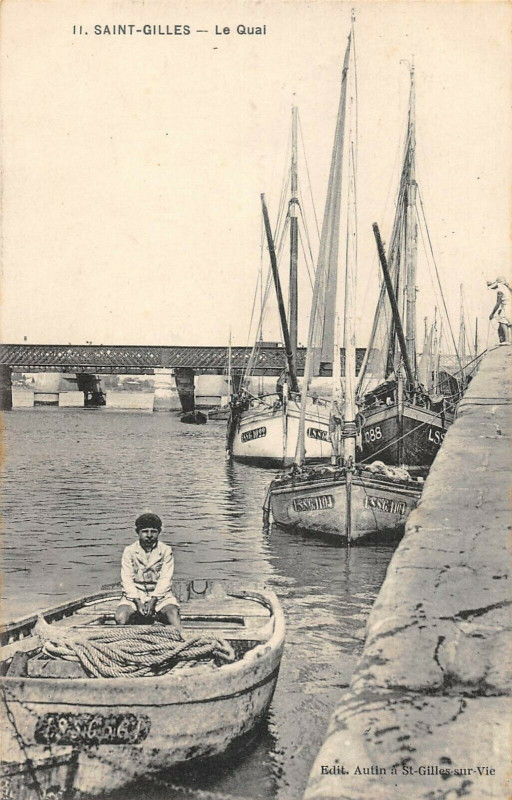Carte postale ancienne Saint Gilles Le Quai