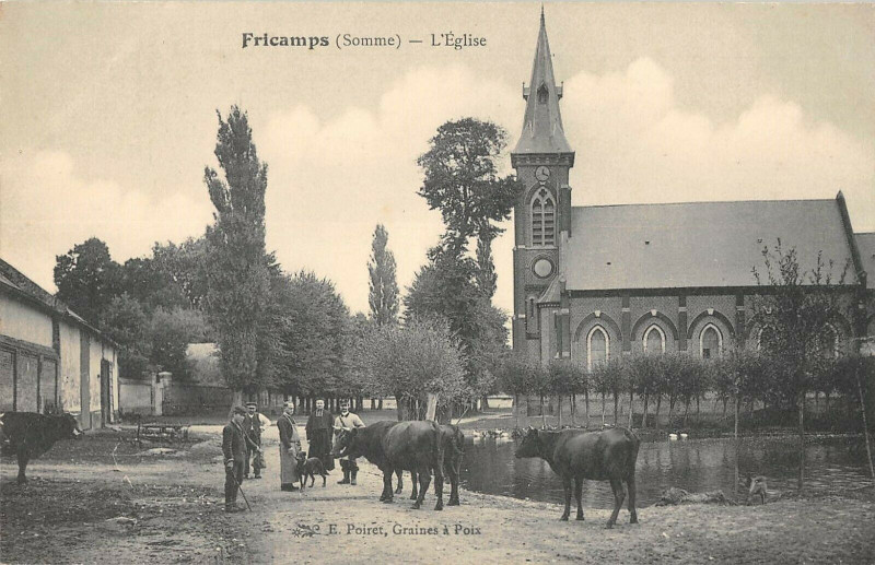 Carte postale ancienne Fricamps Eglise à Fricamps