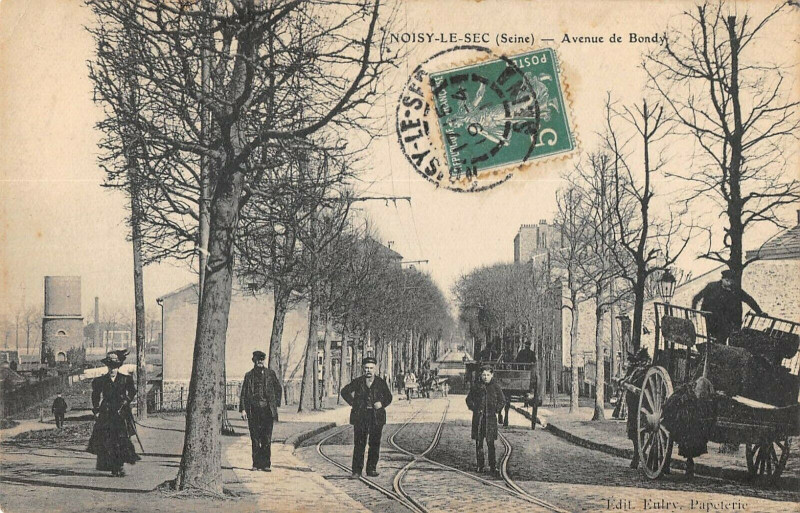 Carte postale ancienne Noisy Le Sec Avenue De Bondy à Bondy