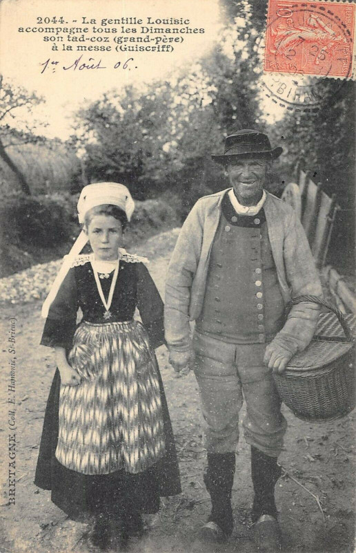 Carte postale ancienne La Gentille Louisic Accompagne Tous Les Dimanches