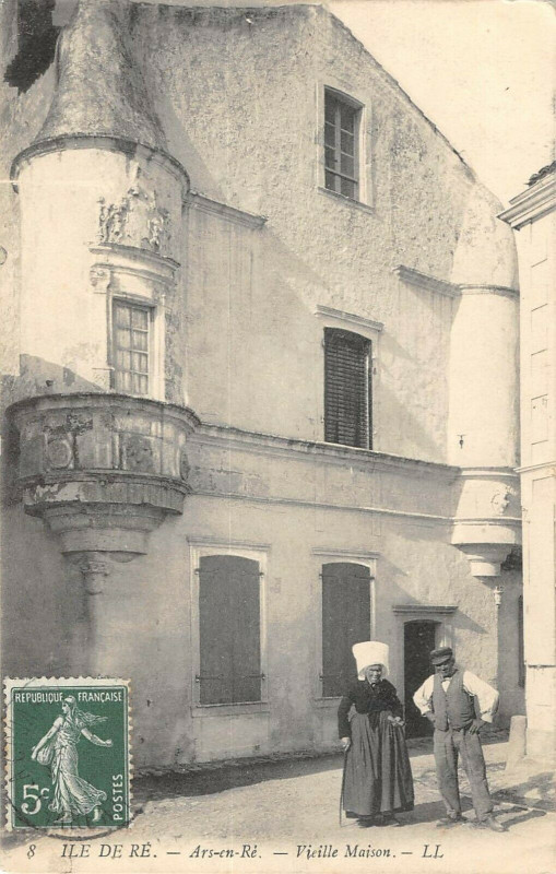 Carte postale ancienne Ile De Re Ars En Re Vieille Maison