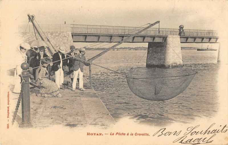 Carte postale ancienne Royan La Peche A La Crevette à Royan