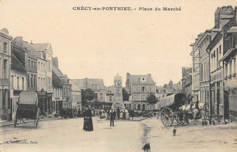 Carte postale ancienne Crecy En Ponthieu Place Du Marche à Y
