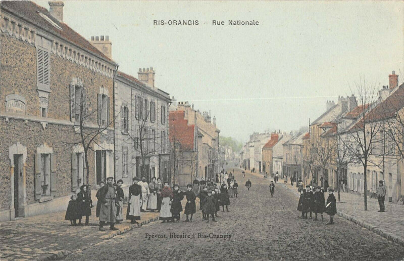 Carte postale ancienne Ris Orangis Rue Nationale (cliché rare à Ris-Orangis