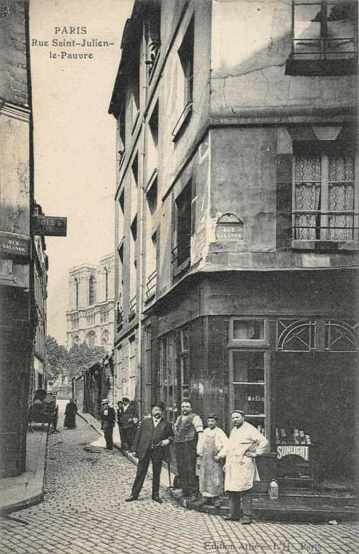 Carte postale ancienne Paris 5e rue Saint-Julien-le-Pauvre à Paris 5e