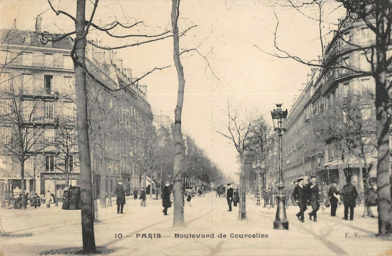 Carte postale ancienne Boulevard de Courcelles à Paris 8e