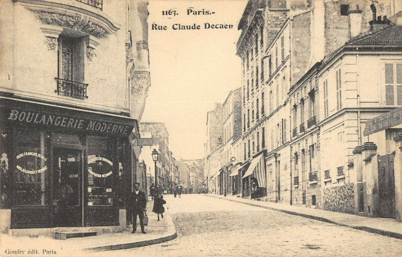 Carte postale ancienne Rue Claude Decaen à Paris 12e