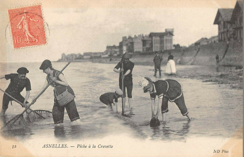 Carte postale ancienne Asnelles Peche A La Crevette à Asnelles