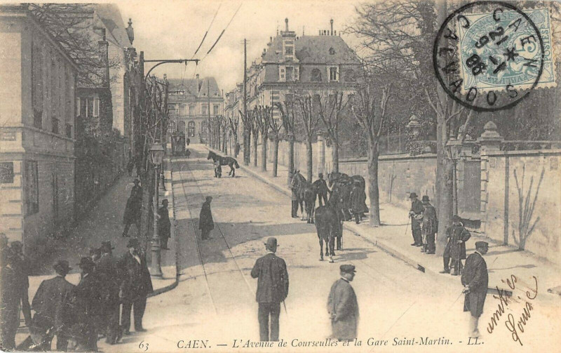 Carte postale ancienne Caen Avenue De Courseulles Et La Gare Saint Martin à Caen
