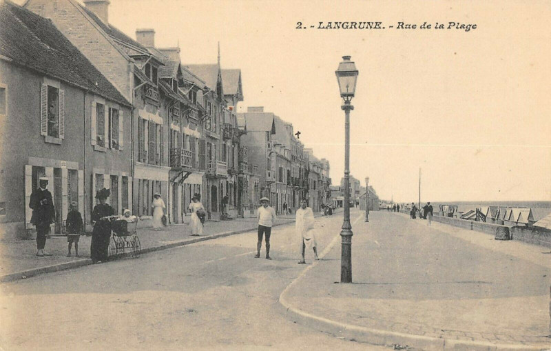 Carte postale ancienne Langrune Rue De La Plage