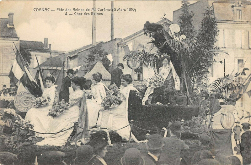 Carte postale ancienne Cognac Fete Des Reines De Mi Careme 1910 Char Des Reines à Cognac