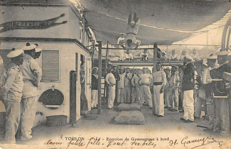 Carte postale ancienne Toulon Exercices De Gymnastique A Bord à Toulon