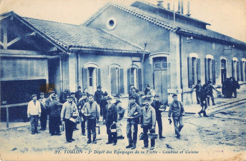 Carte postale ancienne Toulon 5e Depot Des Equipages De La Flotte Cambuse Et Cuisine à Toulon