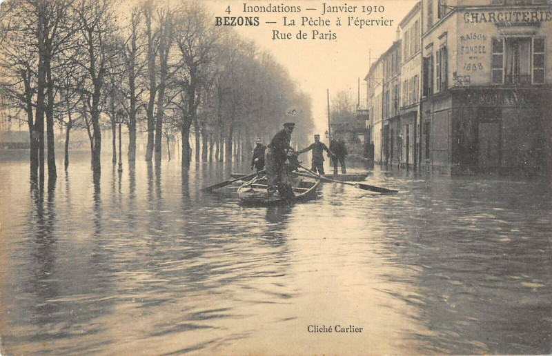 Carte postale ancienne Bezons La Peche A L'Epervier Rue De Paris à Bezons