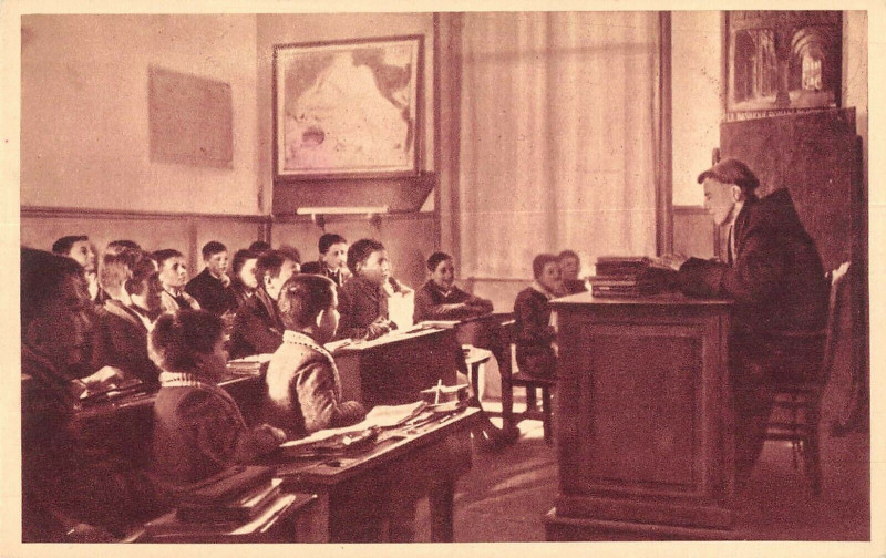 Carte postale ancienne Fontenay Sous Bois Petit Seminaire La Vie Etude College En Classe à Fontenay-sous-Bois