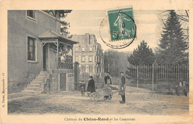 Carte postale ancienne Chateau De Chene Rond Et Les Communs