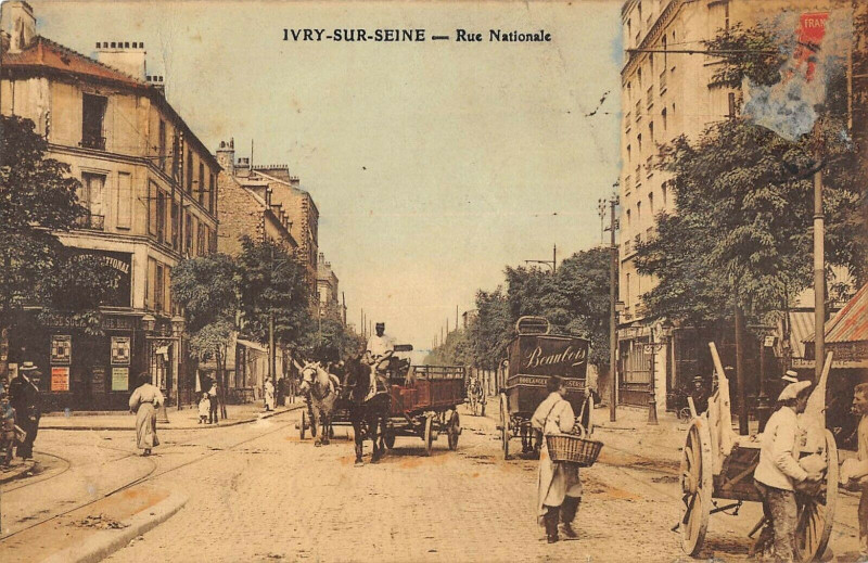 Carte postale ancienne Ivry Sur Seine Rue Nationale à Ivry-sur-Seine
