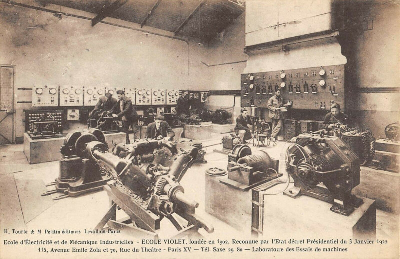 Carte postale ancienne Ecole d'Electricité et de Mécaniques Industrielles - Ecole Violet - Avenue Emile Zola et Rue du Théâtre - Laboratoire des Essai de machines à Paris 15e