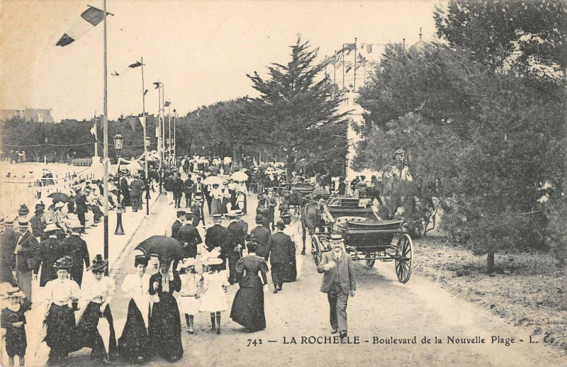 Carte postale ancienne La Rochelle Boulevard De La Nouvelle Plage à La Rochelle