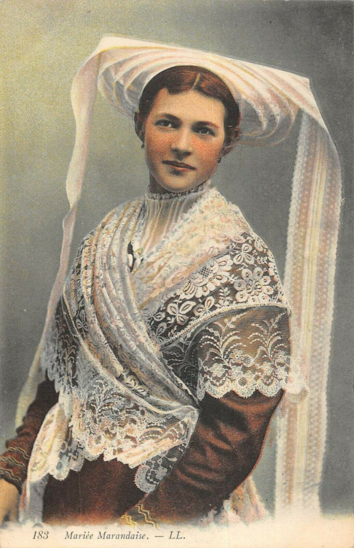 Carte postale ancienne Mariee Marandaise