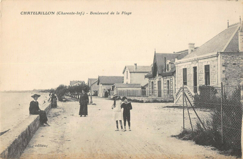 Carte postale ancienne Chatelaillon Boulevard De La Plage