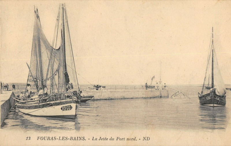Carte postale ancienne Fouras La Jetee Du Port Nord à Fouras