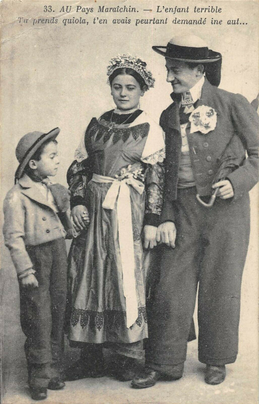 Carte postale ancienne Au Pays Maraichin L'Enfant Terrible