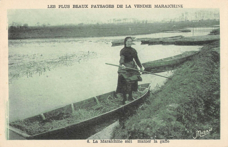 Carte postale ancienne La Maraichine Sait Manier La Gaffe