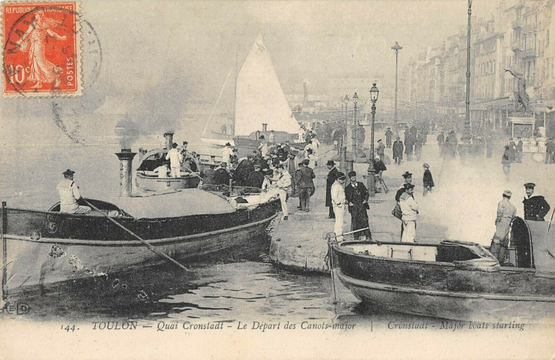 Carte postale ancienne Toulon Quai Cronstadt Le Depart Des Canots Majors à Toulon
