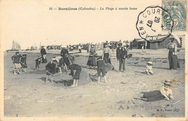 Carte postale ancienne Bernieres La Plage A Maree Basse