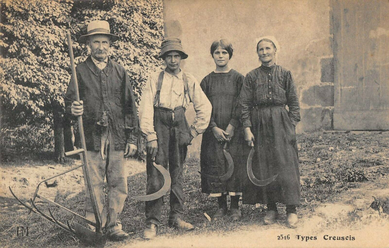 Carte postale ancienne Types Creusois