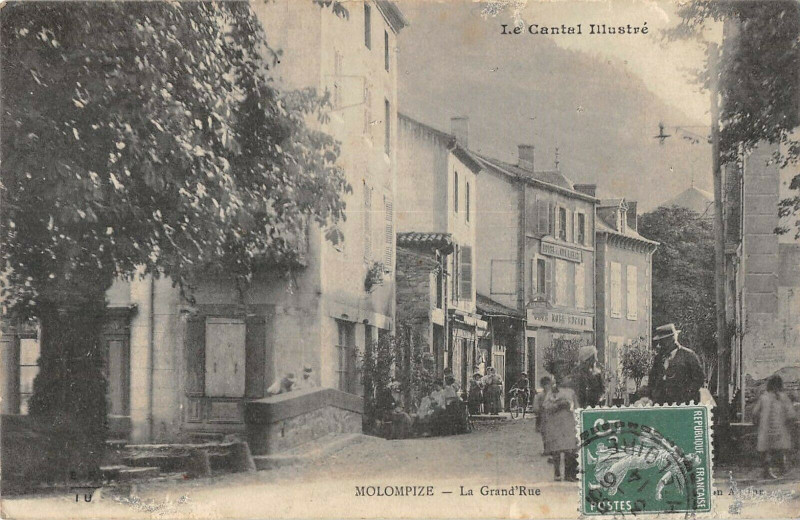Carte postale ancienne Molompize La Grand Rue (cliché pas courant à Molompize
