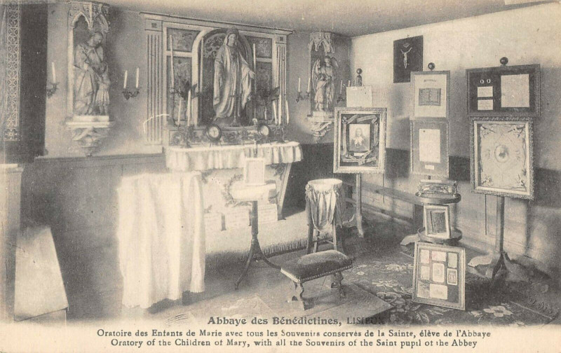 Carte postale ancienne Lisieux Abbaye Des Benedictines à Lisieux