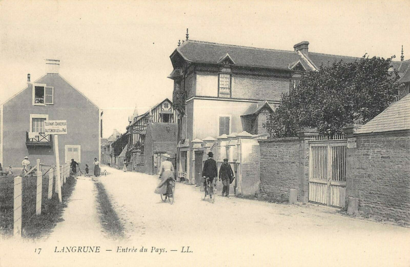 Carte postale ancienne Langrune Entree Du Pays